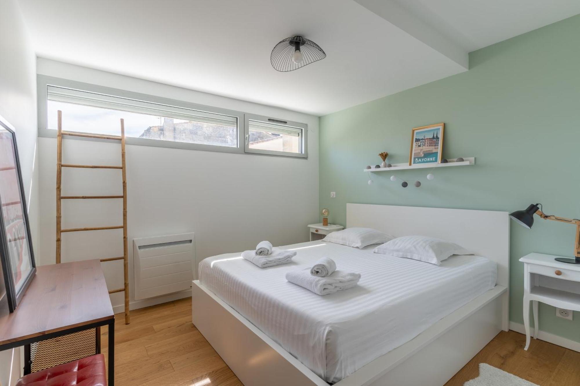 Charming Apartment In Bordeaux - Welkeys Экстерьер фото