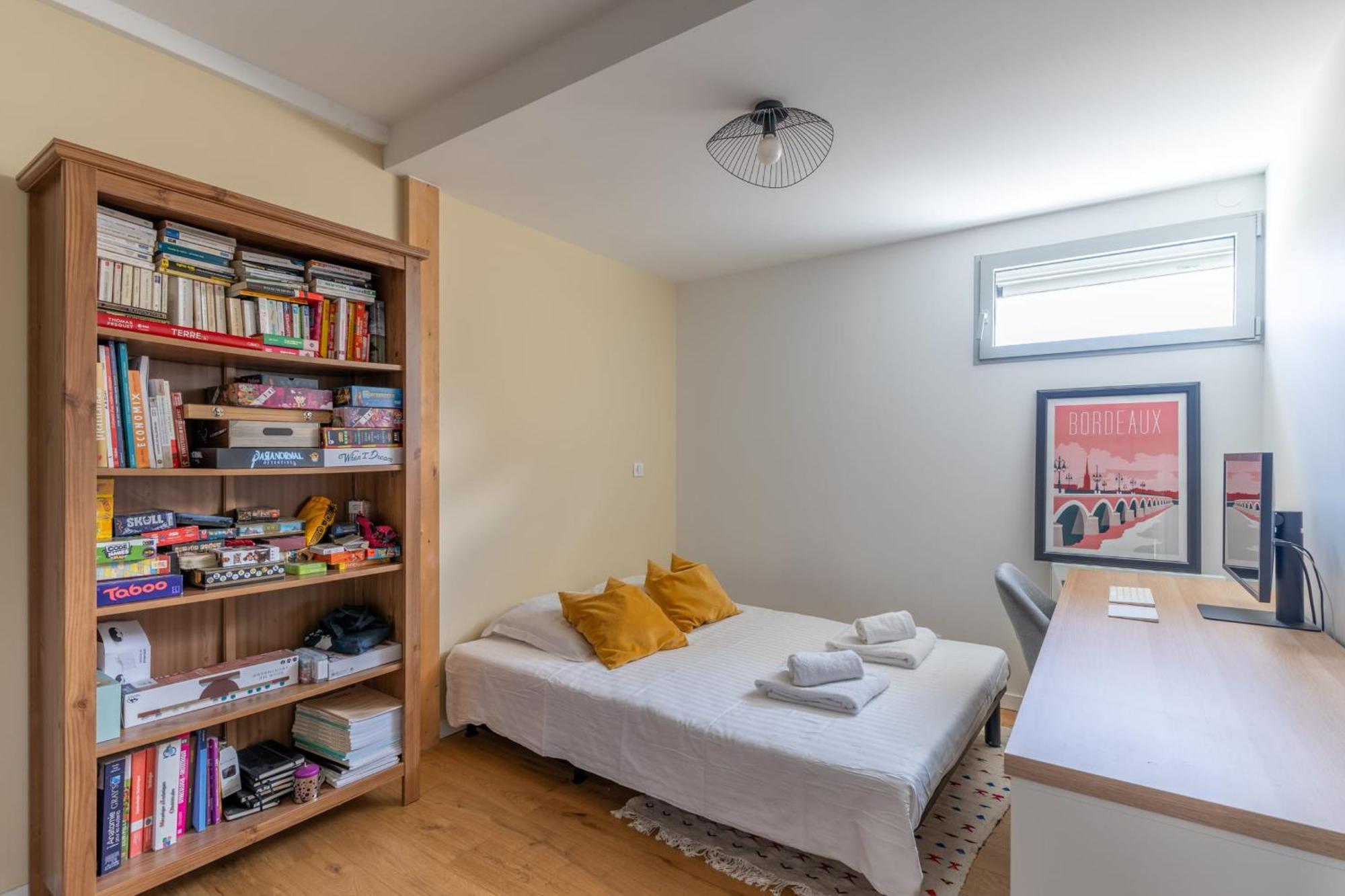 Charming Apartment In Bordeaux - Welkeys Экстерьер фото